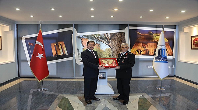 JANDARMA GENEL KOMUTANI ORGENERAL ARİF ÇETİN'DEN VALİLİĞE ZİYARET