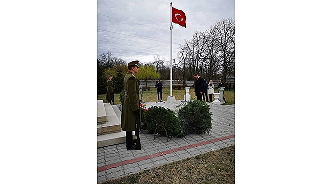 KARDEŞ KENT TAPOLCA'DAN, ANLAMLI 18 MART TÖRENİ