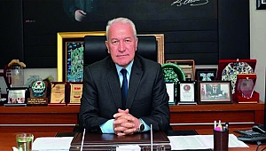 LAPSEKİ YENİDEN EYÜP YILMAZ'DA!