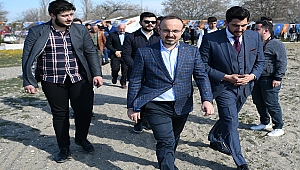 TURAN LAPSEKİ'DE GENÇLERLE BULUŞTU