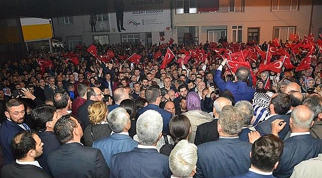 YENİCEKÖY'DE BÜLENT ERDOĞAN COŞKUSU