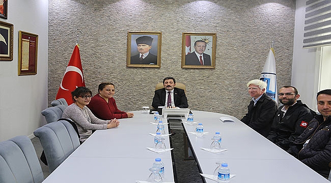 1915 ÇANAKKALE SPOR KULÜBÜNDEN VALİLİĞE ZİYARET