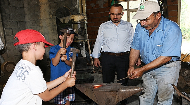AK PARTİ GRUP BAŞKANVEKİLİ BÜLENT TURAN'IN 1 MAYIS MESAJI