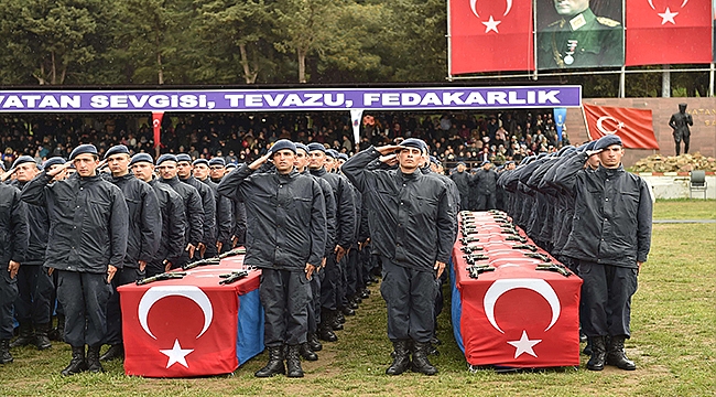 BAŞKAN GÖKHAN YEMİN TÖRENİNE KATILDI