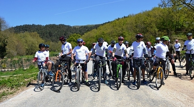 BİGA'DA BİSİKLET YARIŞI YAPILDI