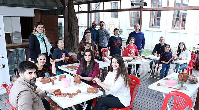 ÇANAKKALE BAROSU'NDAN KEYİFLİ SERAMİK ETKİNLİĞİ