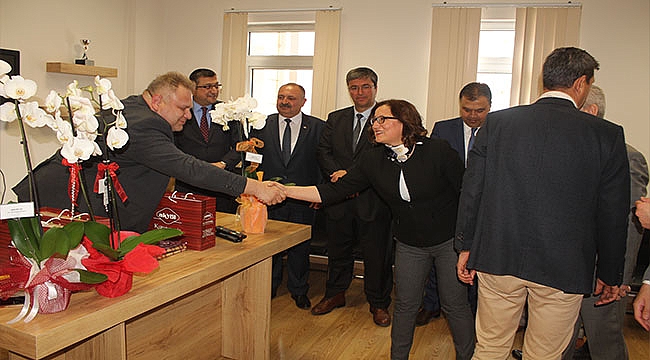 CHP MECLİS ÜYELERİ MAZBATALARINI ALDI