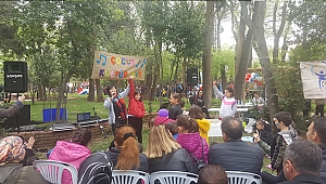 ÇOCUK KÜLTÜR EVİ 23 NİSAN'I YAZAR ESRA ALKAN İLE KUTLADI