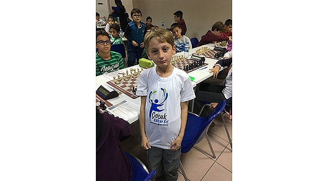 ÇOCUK KÜLTÜR EVİ SATRANÇÇILARININ UKD SEVİNCİ