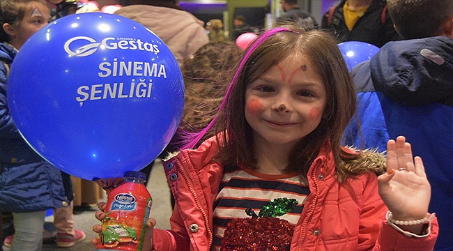 ÇOCUKLAR, BÜYÜK MACERA FİLMİYLE EĞLENDİ