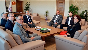 ÇTSO YÖNETİM KURULU ÇOMÜ REKTÖRÜ PROF. DR. SEDAT MURAT'I ZİYARET ETTİ