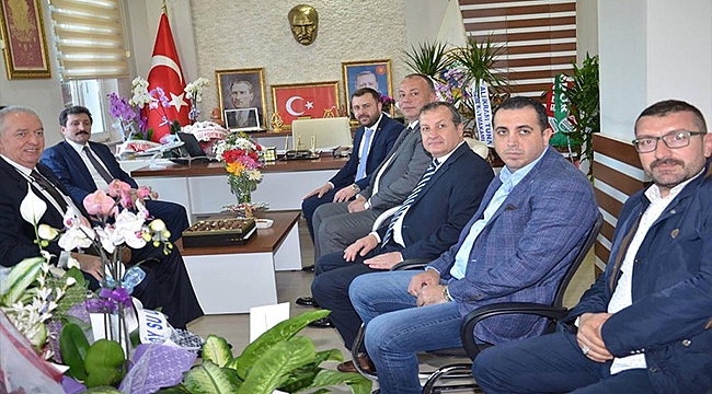 ÇTSO YÖNETİM KURULUNDAN EZİNE VE GEYİKLİ BELEDİYELERİNE ZİYARET