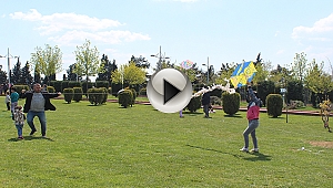 GELENEKSEL BERKİN ELVAN UÇURTMA ŞENLİĞİ DÜZENLENDİ