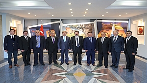 İL GENEL MECLİS BAŞKANI VE DİVAN ÜYELERİ VALİLİĞİ ZİYARET ETTİ