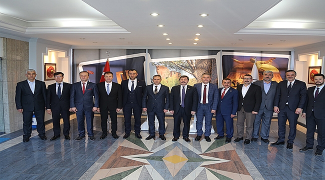 İL GENEL MECLİS ÜYELERİ VALİLİĞİ ZİYARET ETTİ