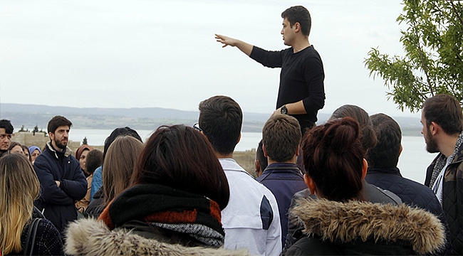 TRAKYA ÜNİVERSİTELER BİRLİĞİ ÜYESİ ÜNİVERSİTELERİN ÖĞRENCİLERİ ÇANAKKALE ŞEHİTLERİNİ ANDI