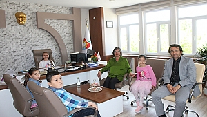 UMURBEY BELEDİYE BAŞKANI DR. ERDAL DOĞAN'IN 23 NİSAN MESAJI