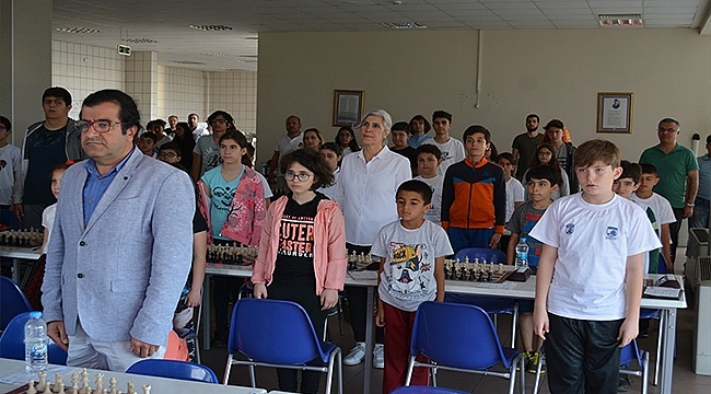 19 MAYIS GENÇLİK KUPASI'NDA 1 KUPA 5 MADALYA