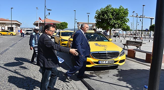 BAŞKAN GÖKHAN İSKELE MEYDANI'NDA İNCELEMELERDE BULUNDU