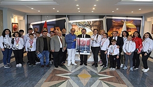 ÇANAKKALE BEŞİKTAŞLILAR DERNEĞİ SPORCULARINDAN VALİLİĞE ZİYARET