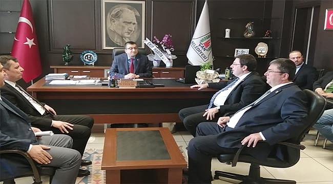 CHP GENEL BAŞKAN YARDIMCISI ERKEK'TEN ÇAN BELEDİYE BAŞKANI ÖZ'E TEBRİK ZİYARETİ