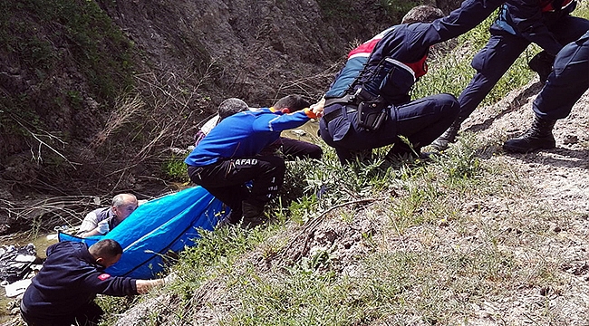 KAYIP ALZHEİMER HASTASI YAŞLI KADIN ÖLÜ OLARAK BULUNDU