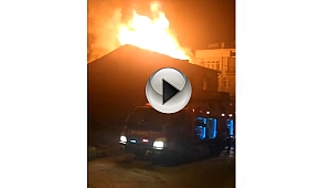 METRUK BİNA ALEV ALEV YANDI!