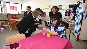 ÖZEL ÖĞRENCİLERDEN YILSONU ETKİNLİĞİ