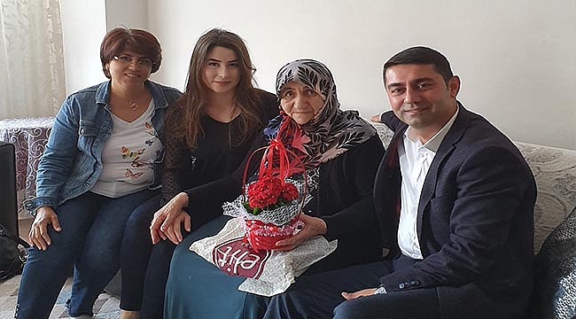 ŞEHİT ANNESİNE ANNELER GÜNÜ ZİYARETİ