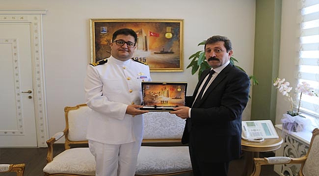 TCG ANAMUR, TCG ENEZ VE TCG TÜRKELİ GEMİLERİ, ÇANAKKALE'DE VATANDAŞLARIN ZİYARETİNE AÇILDI