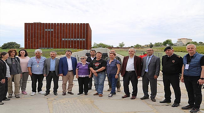 TROYA TARİHİ MİLLİ PARKINDA TROYA YILININ İZLERİ