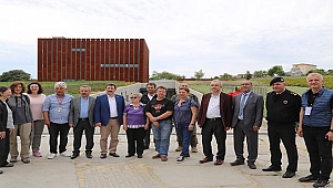 TROYA TARİHİ MİLLİ PARKINDA TROYA YILININ İZLERİ