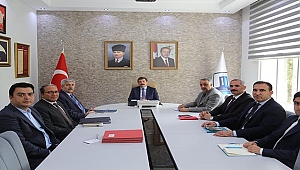 VALİ ORHAN TAVLI, VALİ YARDIMCILARIYLA "İSTİHDAM SEFERBERLİĞİ 2019" ÇALIŞMALARINI DEĞERLENDİRDİ