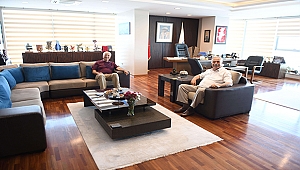 23. DÖNEM ÇANAKKALE MİLLETVEKİLİ AHMET KÜÇÜK'TEN BAŞKAN GÖKHAN'A ZİYARET