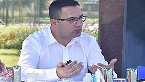 BAŞKAN ERDOĞAN, BASIN MENSUPLARIYLA BULUŞTU