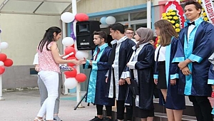 ÇAN ANADOLU LİSESİ'NDE MEZUNİYET COŞKUSU