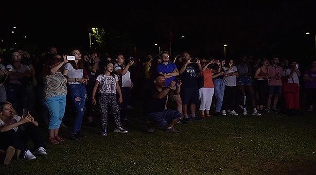 ÇANAKKALE BELEDİYESİ YAZ KONSERLERİ DEVAM EDİYOR