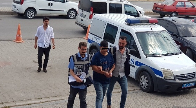 CEZA EVİNDEN İZİNLİ OLARAK BİGA'YA GELDİ 4 ARAÇ ÇALDI