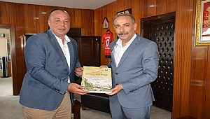 ÇTSO HEYETİ ECEABAT BELEDİYE BAŞKANLIĞINI ZİYARET ETTİ