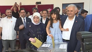 İSTANBUL SANDIK BAŞINDA