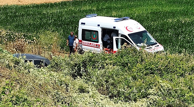 LAPSEKİ'DE TRAFİK KAZASI!
