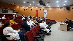 REKTÖR MURAT ÇOMÜ HASTANESİNDE BÖLÜM BAŞKANLARIYLA BİR ARAYA GELDİ