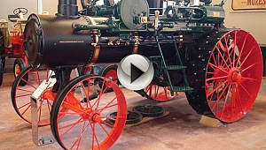 135 YILLIK TRAKTÖRLER BU MÜZEDE SERGİLENİYOR