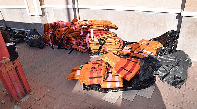 7 AYDA 39 GÖÇMEN KAÇAKÇISI TUTUKLANDI