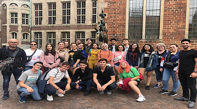 BAŞKAN GÖKHAN, GENÇLİK DEĞİŞİMİ PROGRAMINA KATILAN GENÇLERİ AĞIRLADI