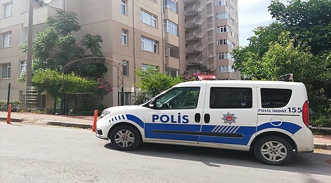 CHP ESKİ MECLİS ÜYESİ EVİNDE ÖLÜ BULUNDU!