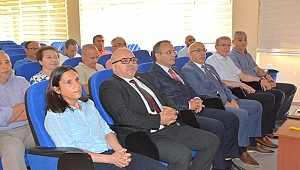 DENİZ BİLİMLERİ VE TEKNOLOJİSİ FAKÜLTESİ AKADEMİK KURUL TOPLANTISI GERÇEKLEŞTİ