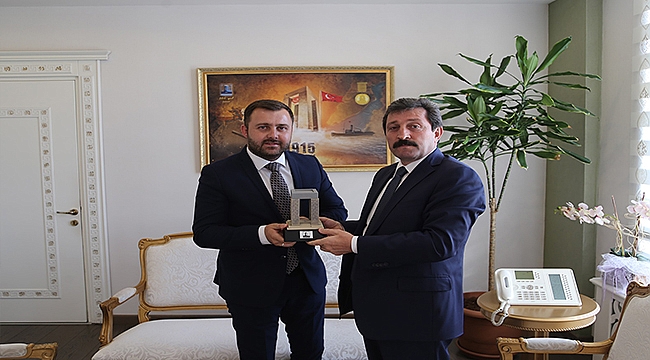 EZİNE BELEDİYE BAŞKANI GÜRAY YÜKSEL'DEN VALİLİĞE ZİYARET