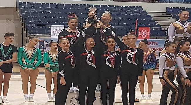 GENÇ KIZLAR, TÜRKİYE İKİNCİSİ OLDU