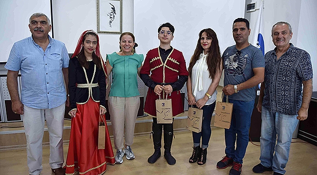 HALK DANSLARI TOPLULUKLARINDAN ÇANAKKALE BELEDİYESİNE ZİYARET